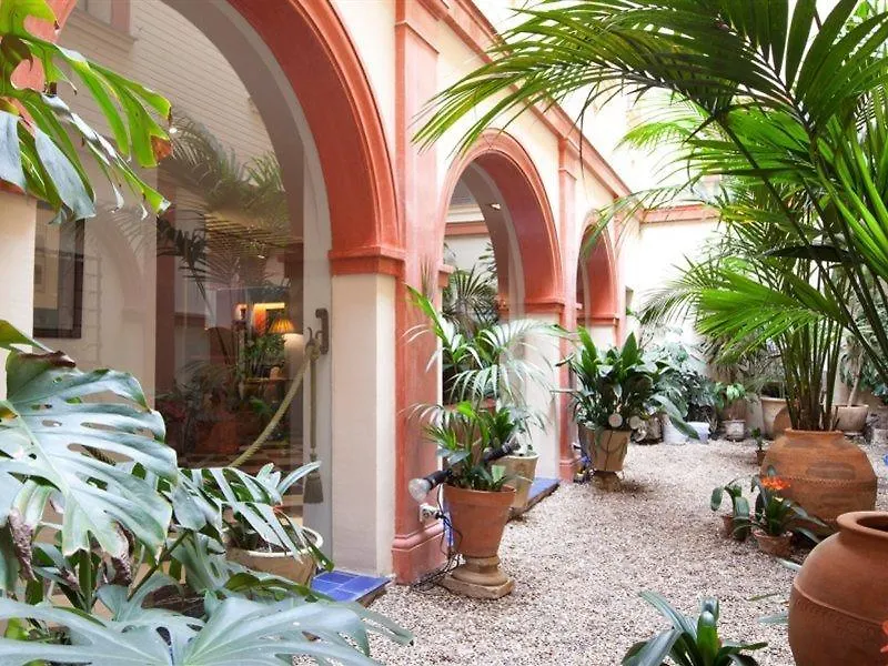 Hotel Dona Maria Севилья